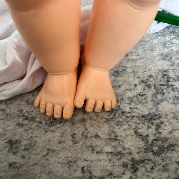 Vintage Yellow Knit Doll Outfit - Picture 5 of 5